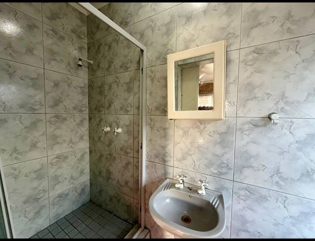 3 BEDROOM FREEHOLD FOR SALE IN MEER EN SEE